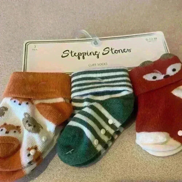 NWT 0-12 Months Socks - Picture 1 of 2